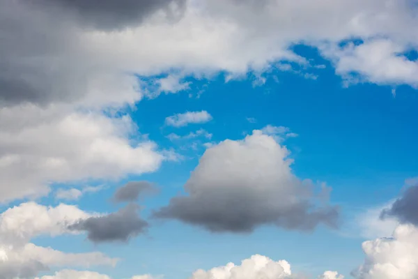 Nuvens Cor Branca Encontradas Fundo Azul Céu — Fotografia de Stock