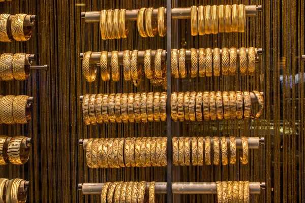 Exibição Loja Dezenas Pulseiras Douradas Pulseiras — Fotografia de Stock