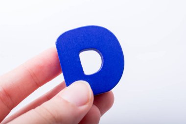 Mektup küp ağaçtan alfabesinin D