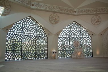 İstanbul 'da Osmanlı döneminden kalma eski pencere mimarisi