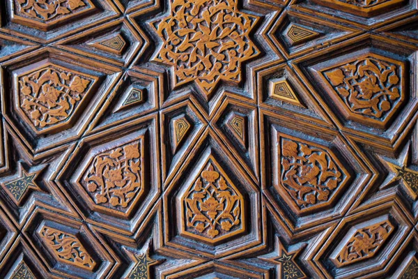 Tahtada geometrik desenli Osmanlı Türk sanatı