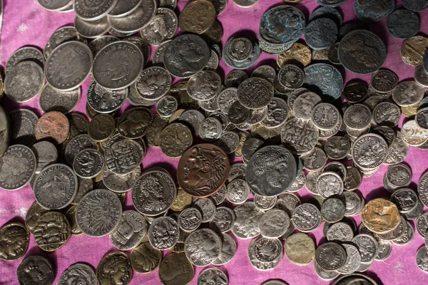 Monedas Metálicas Antiguas Collectiion Como Fondo —  Fotos de Stock