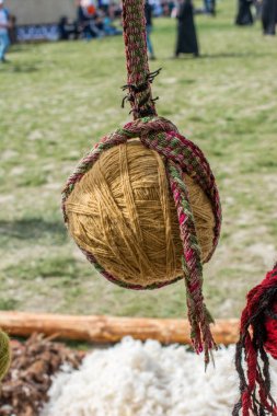 Renkli dizgiyi ayarla veya rulo yap