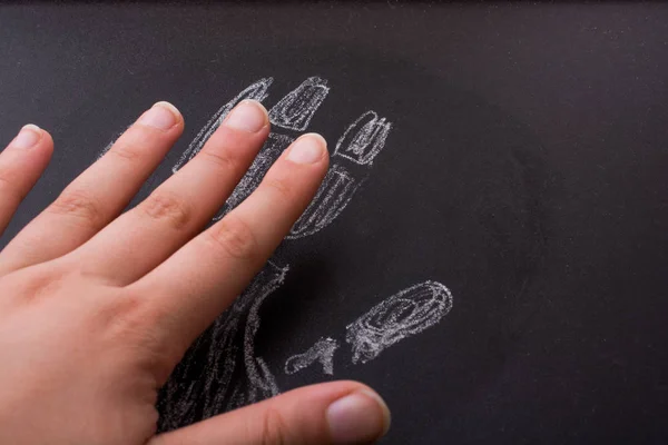 Рука Нагадує Відбиток Намальований Крейдою Дошці — стокове фото