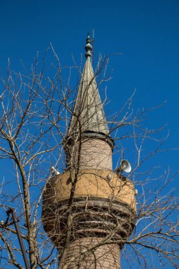 Osmanlı tarzı camilerin minaresi