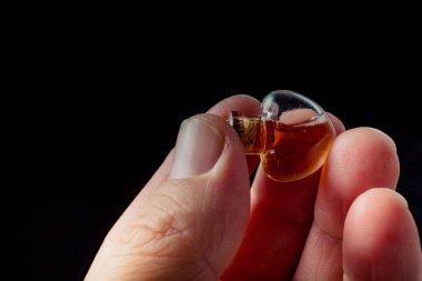 Aşk konsepti olarak kalp şeklindeki ikonlar