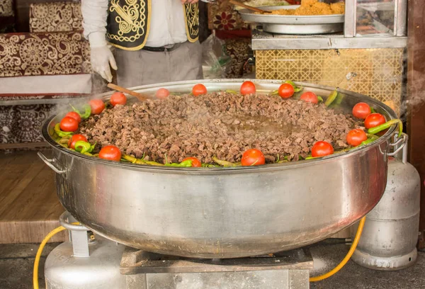 Hagyományos Török Stílusban Készült Hús Étel — Stock Fotó