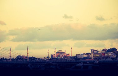 İstanbul 'da Ayasofya ve Osmanlı camii görülüyor