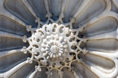 Osmanlı mermer oyma sanatının ayrıntıları