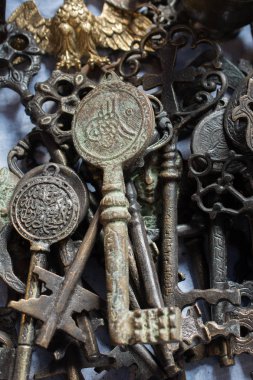 Metalden yapılmış Retro biçimli renk dekoratif anahtarı