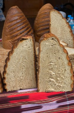 Geleneksel Türk usulü ekmek ekmeği