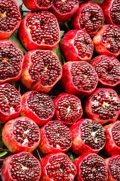 Fruta Romã Madura Num Mercado Venda — Fotografia de Stock