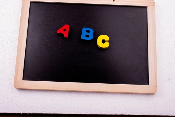 Bunte Abc Buchstaben Aus Holz — Stockfoto