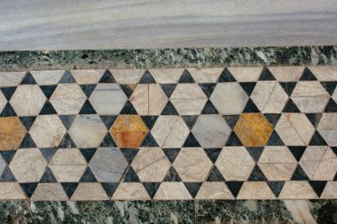 Taşın üzerine uygulanmış Osmanlı sanat örnekleri