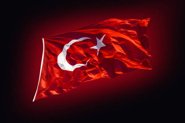 Bendera nasional Turki dengan bintang putih dan bulan terlihat — Stok Foto