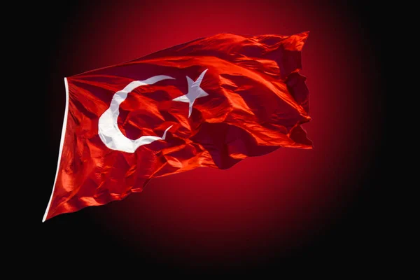 Turecký národní vlajka s bílým hvězdy a měsíc v zobrazení — Stock fotografie