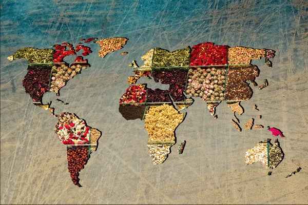 Mniej więcej opisane mapa świata z veraity przyprawy do napełniania — Zdjęcie stockowe