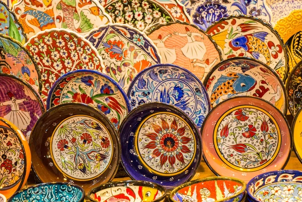 Placas tradicionales de cerámica turca — Foto de Stock