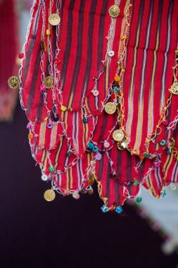 Gözleme geleneksel kadın eşarp nakış ile