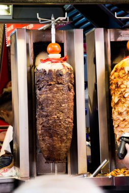 Geleneksel Türk döner kebap ızgara
