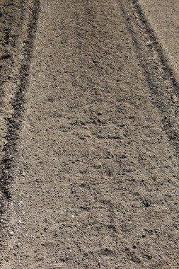 Görünümde sürülmüş alanıyla izleri