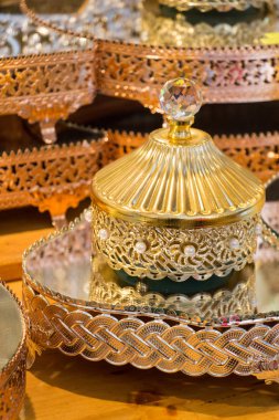 Doğal mineral değerli taşlar kümesi 