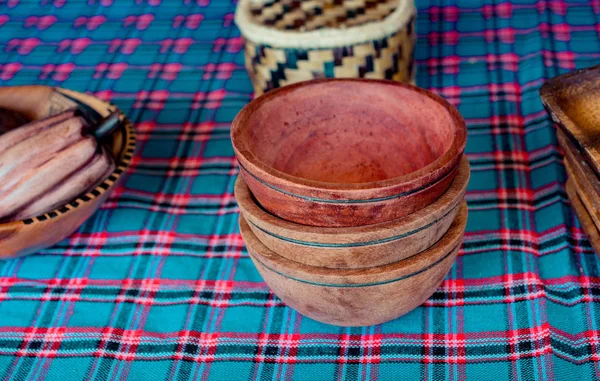 Wooden empty bowls for eating — Stock Photo, Image