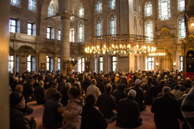 Osmanlı zaman ve stil Camii Hizm insanlarla iç