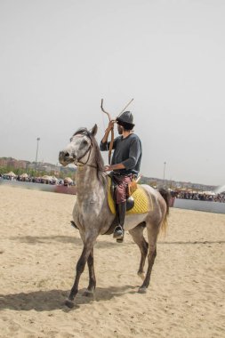 Osmanlı süvari onun ata binme