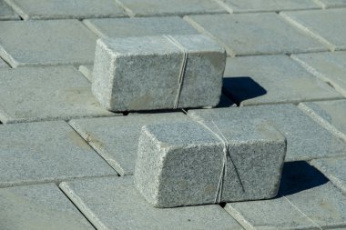 Yapı malzemesi olarak beton kaldırım taşları
