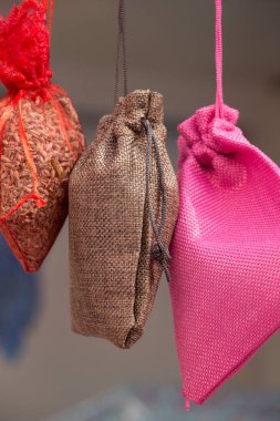 Keten tuval yapılmış boş küçük çanta