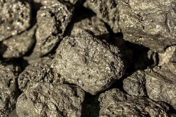 Mineral pirit, ya da demir pirit, ayrıca aptallar altın olarak bilinen — Stok fotoğraf