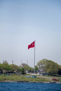 Türk ulusal bayrak görünümünde