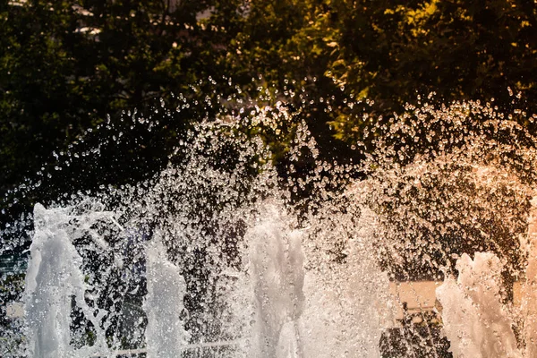 Fond de surface de l'eau avec mousse et bulles — Photo