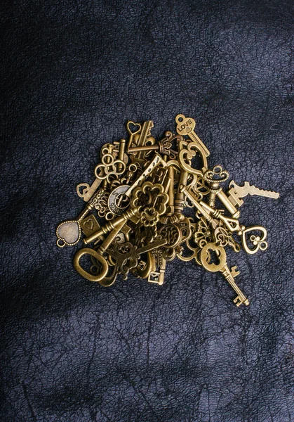 Retro style metal keys as business concept — Stock Photo, Image