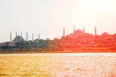 Istanbul'da Osmanlı tarzı cami