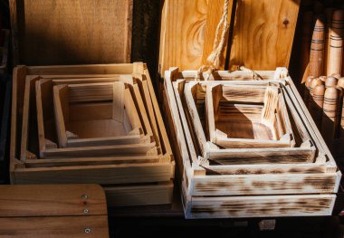 Satılık ahşap sandık kutuları 