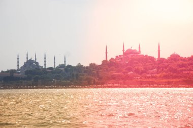 Istanbul'da Osmanlı tarzı cami