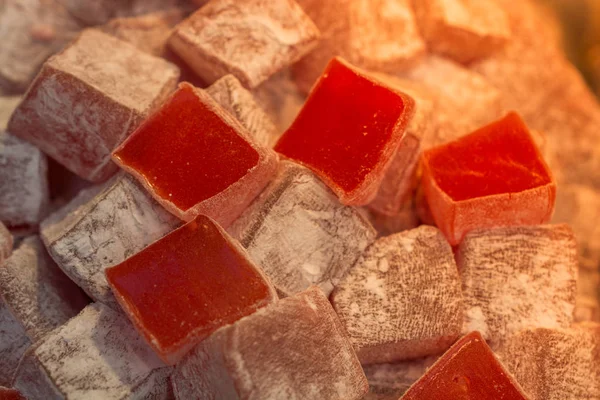 Geleneksel Lezzetli Türk lokum şeker lokun