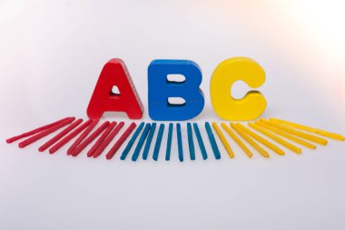 Öğrenme kavramı için A, B ve C ahşap alfabe si