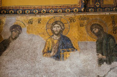 Ayasofya Bizans döneminde mozaiklerle süslenmiş