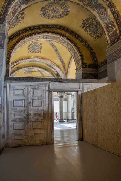 Intérieur Hagia Sofia Avec Galerie Supérieure Vue — Photo