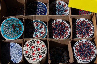 Osmanlı tarzı hatıra ve hediye tabakları.