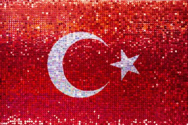 Beyaz yıldız ve ay manzaralı Türk ulusal bayrağı