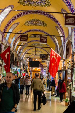 İstanbul 'daki Büyük Pazar, dünyanın en büyük ve en eski kapalı pazarlarından biridir..