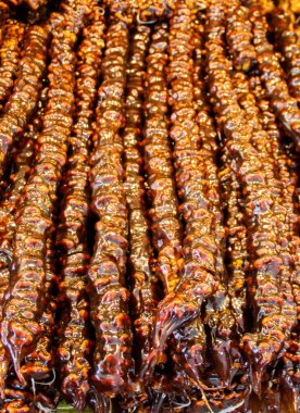 Türk tarzı kurutulmuş meyve hamuru atıştırmalık olarak