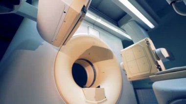 Tomografik makineleri öğeleri taşıma. Boş bir MRI Ct evde beslenen hayvan tarayıcı.