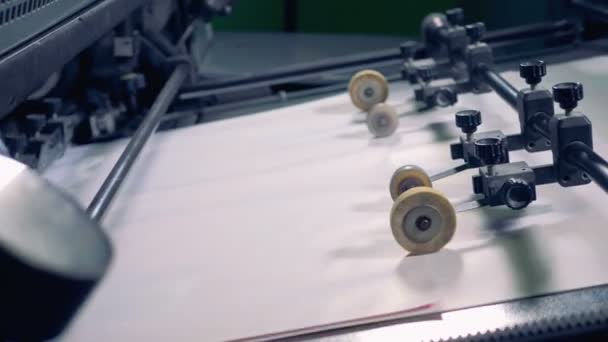 Print office machine with rollers, close up. Paper recycling. — Stock Video