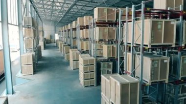 Depolama rafları oda ışık, yakın çekim.