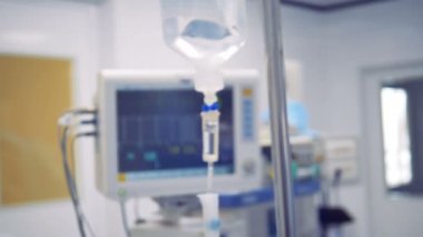 Damla ampul ve yaşam belirtileri ile tıbbi monitör